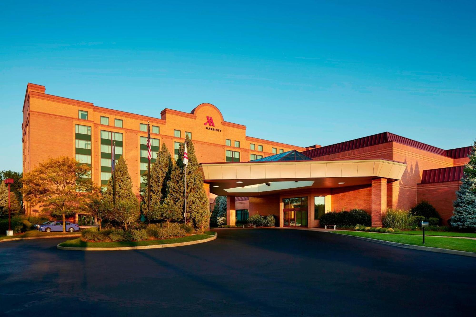 Marriott Hartford/Windsor Airport Exterior foto