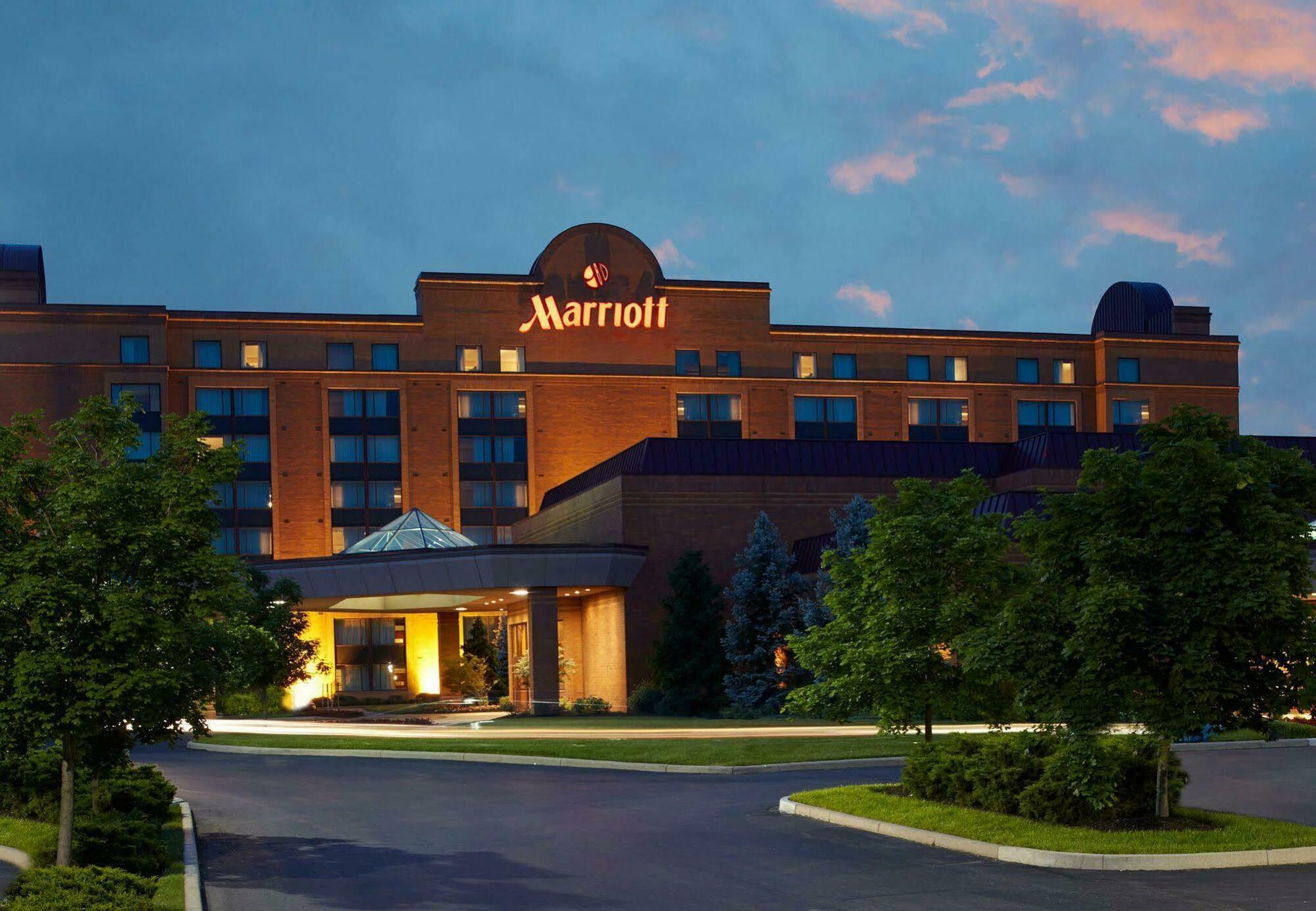 Marriott Hartford/Windsor Airport Hotel Exterior foto